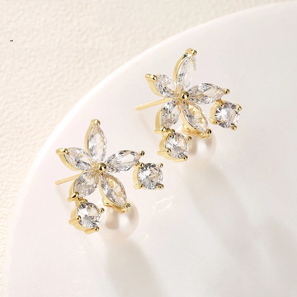 Colette | Pearl & Crystal Flower Earrings