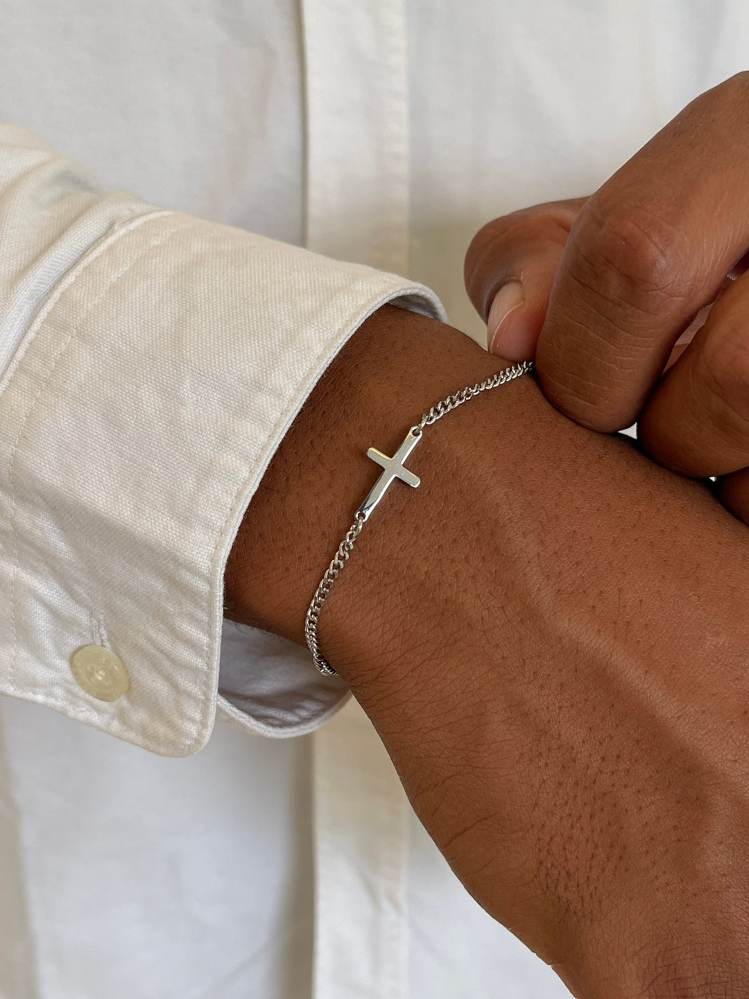 Aven | Cross Bracelet