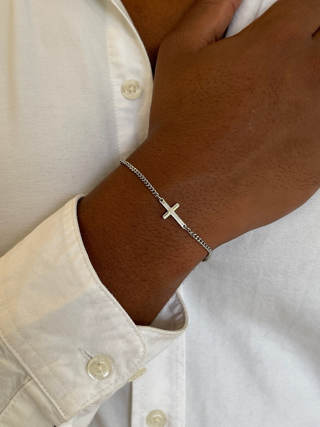 Aven | Cross Bracelet