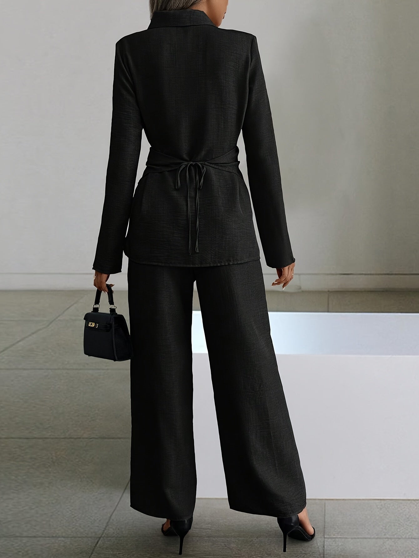 Sara | Elegant Two-Piece Suit