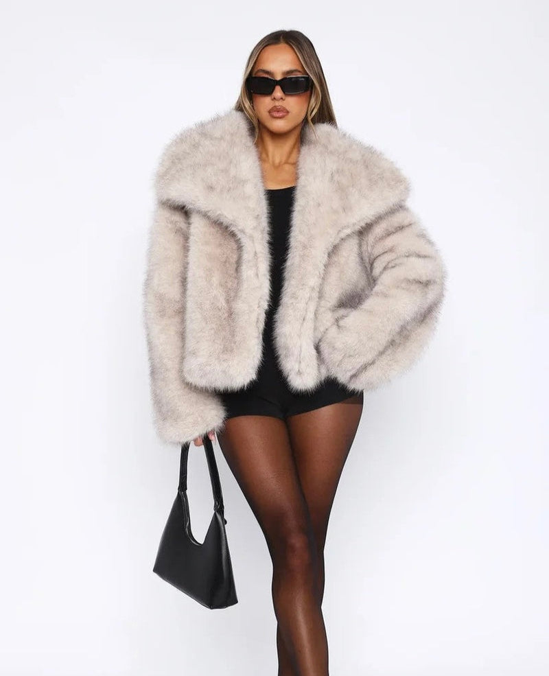 Sharon | Premium Coat with Faux Fur