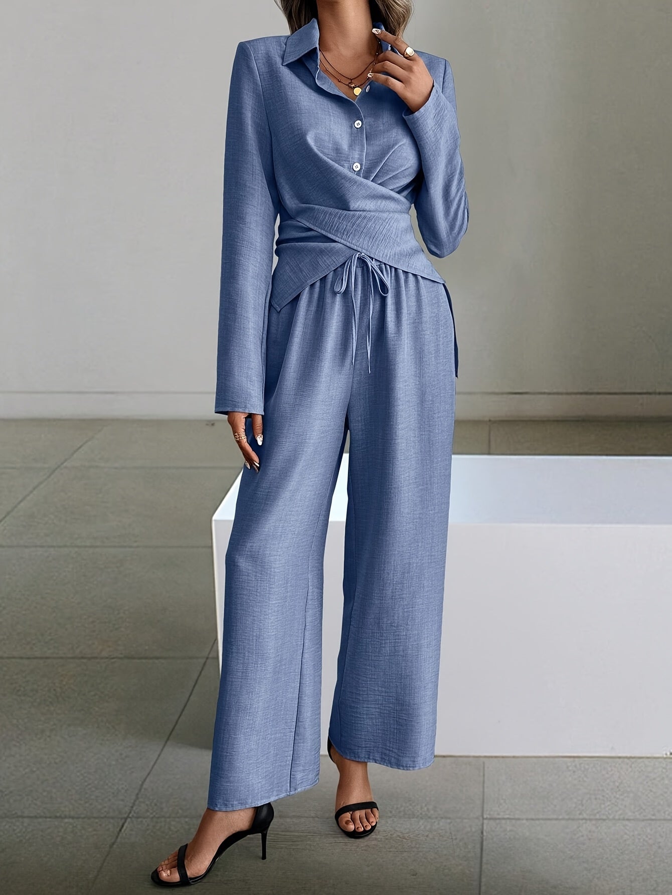 Sara | Elegant Two-Piece Suit