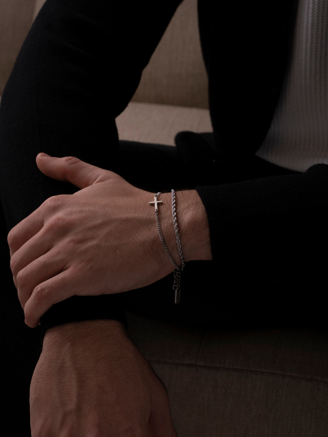 Aven | Cross Bracelet
