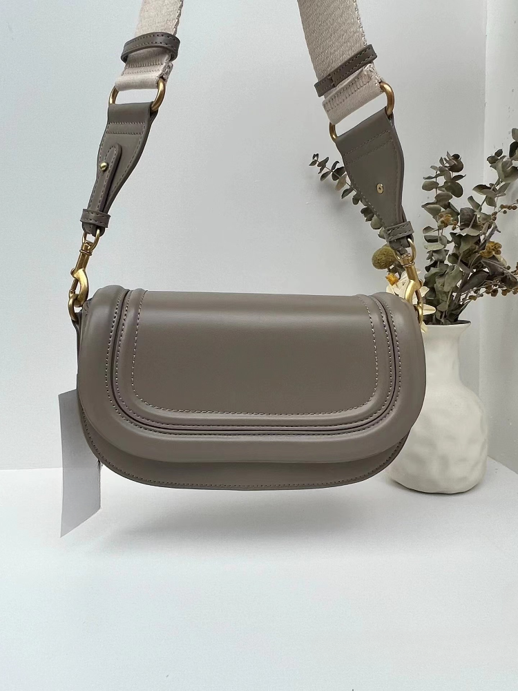 Valencia | Vintage Saddle Bag