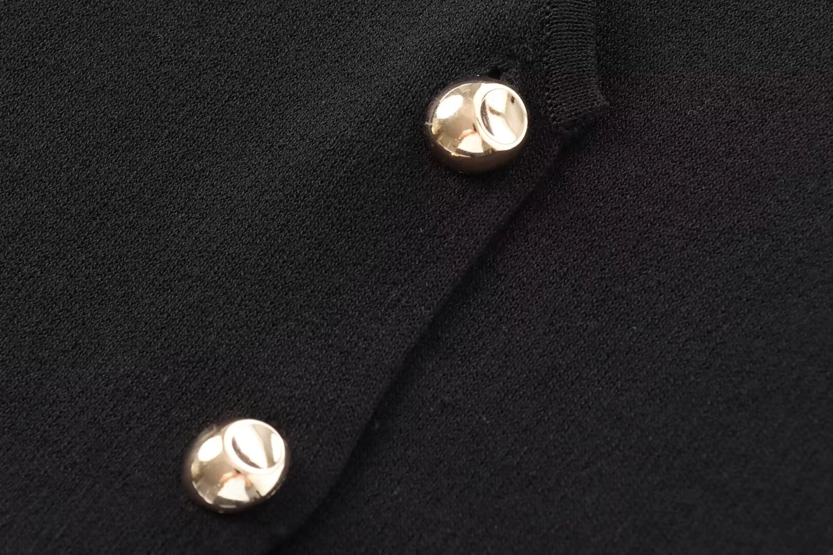 Salomé | Knitted Button Vest