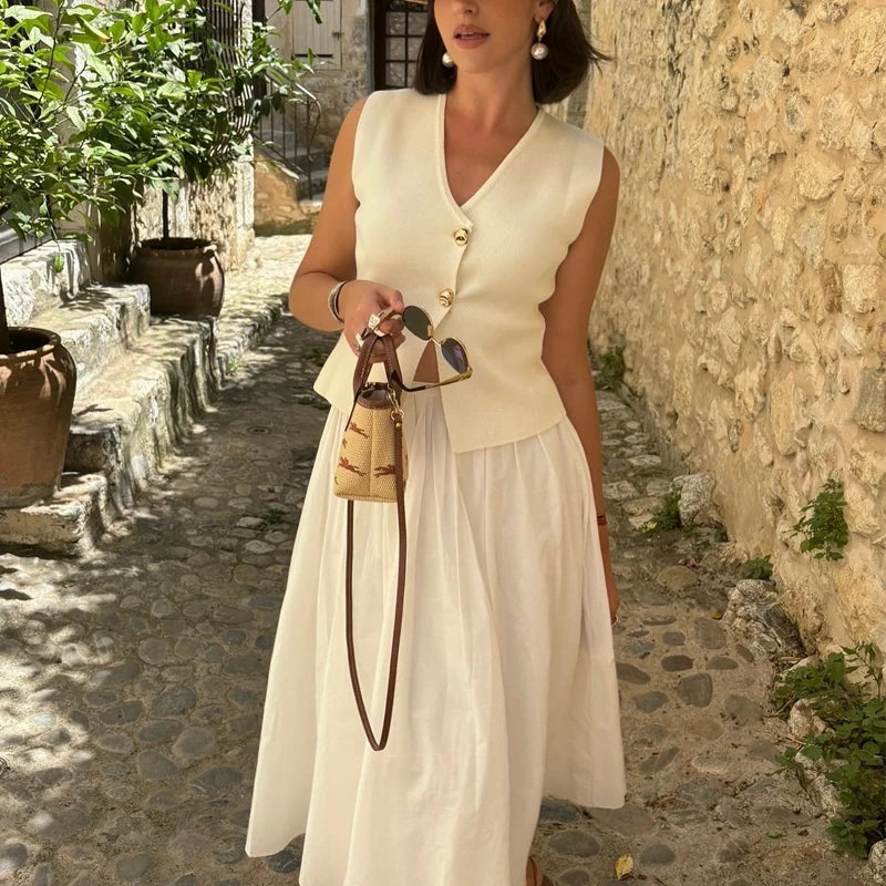 Salomé | Knitted Button Vest