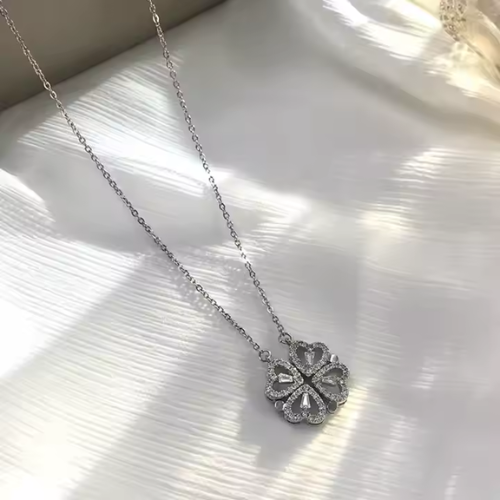 Aveline | Magnetic Heart Necklace