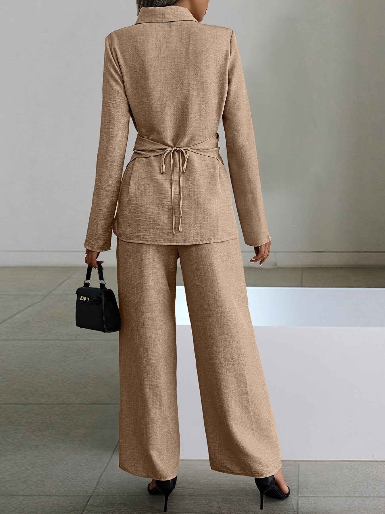 Sara | Elegant Two-Piece Suit
