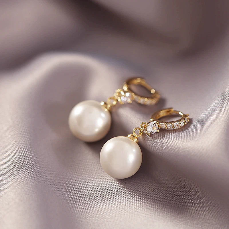 Aurelia | Elegant Pearl Drop Earrings
