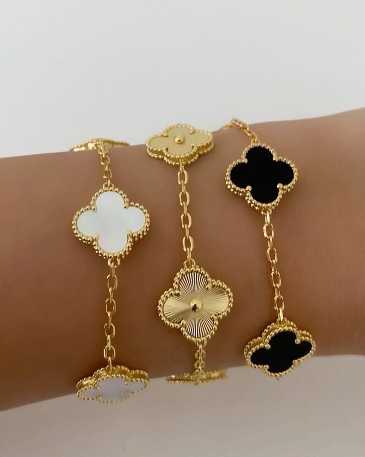 Camille | Clover Charm Bracelet