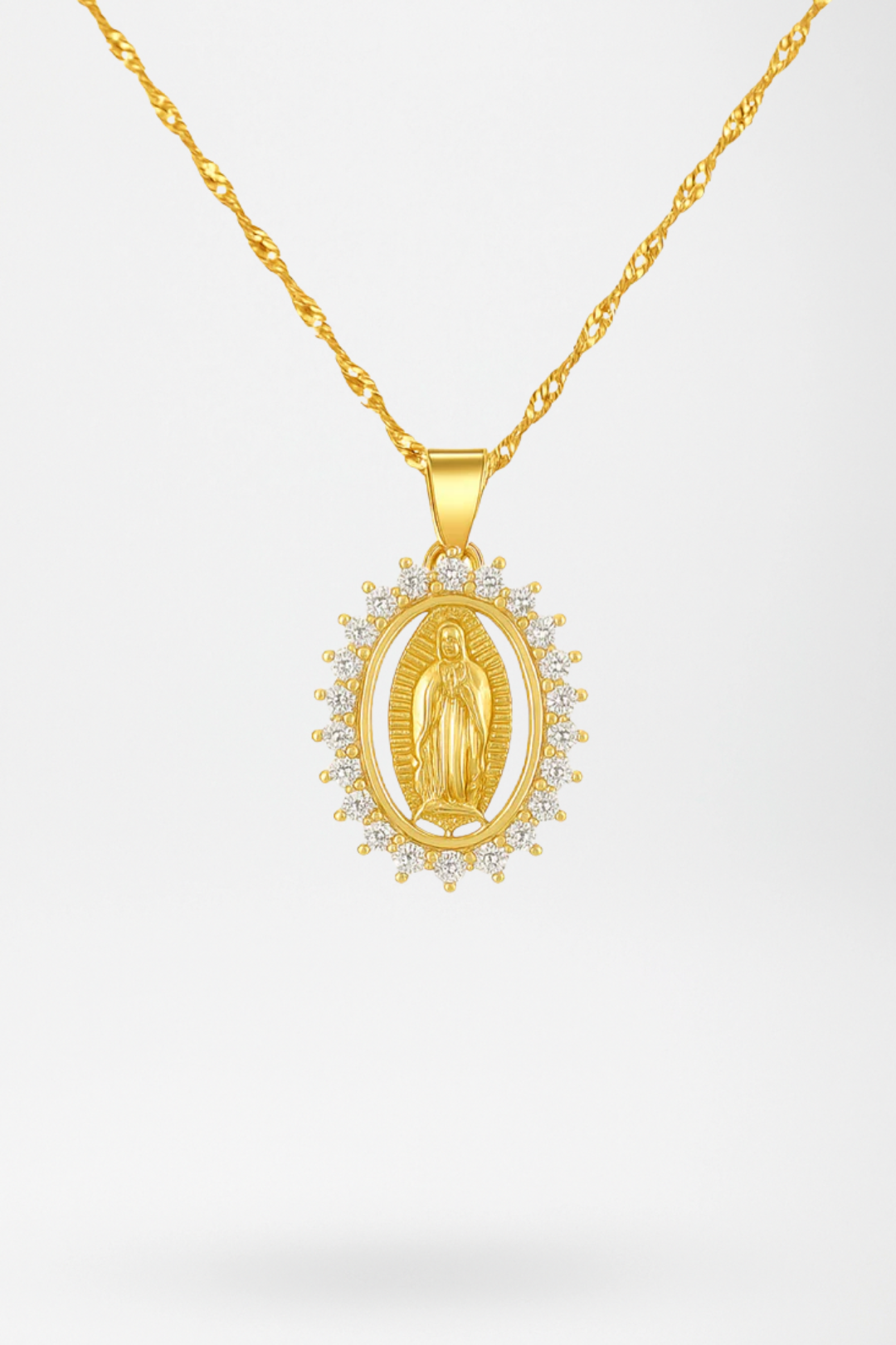Amara | Gold Oval Pendant Necklace