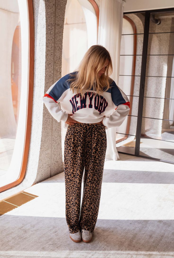 Mira | Leopard Sweatpants